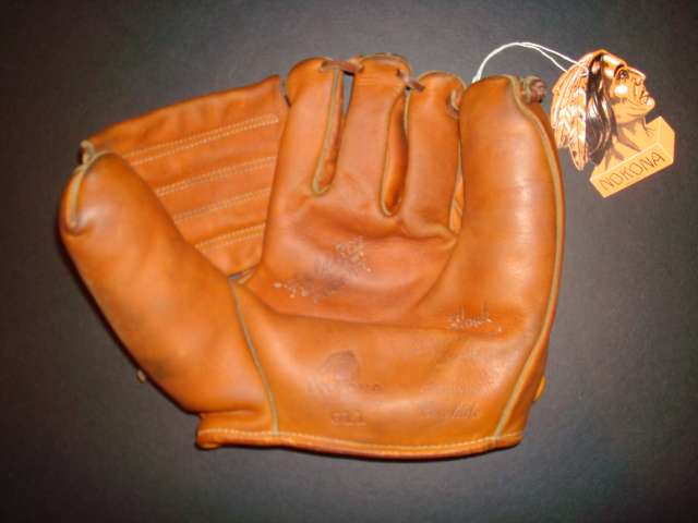 Don Hoak Nokona G11 Front